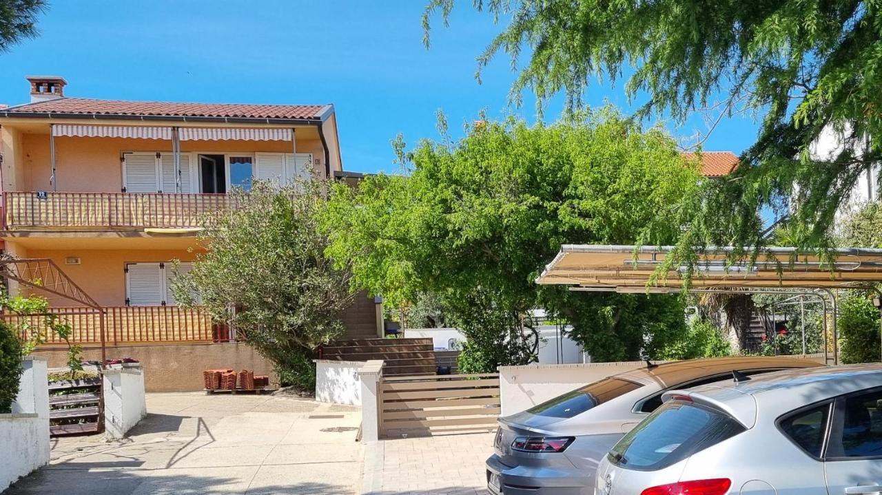 Apartman Z12 Daire Kornić Dış mekan fotoğraf